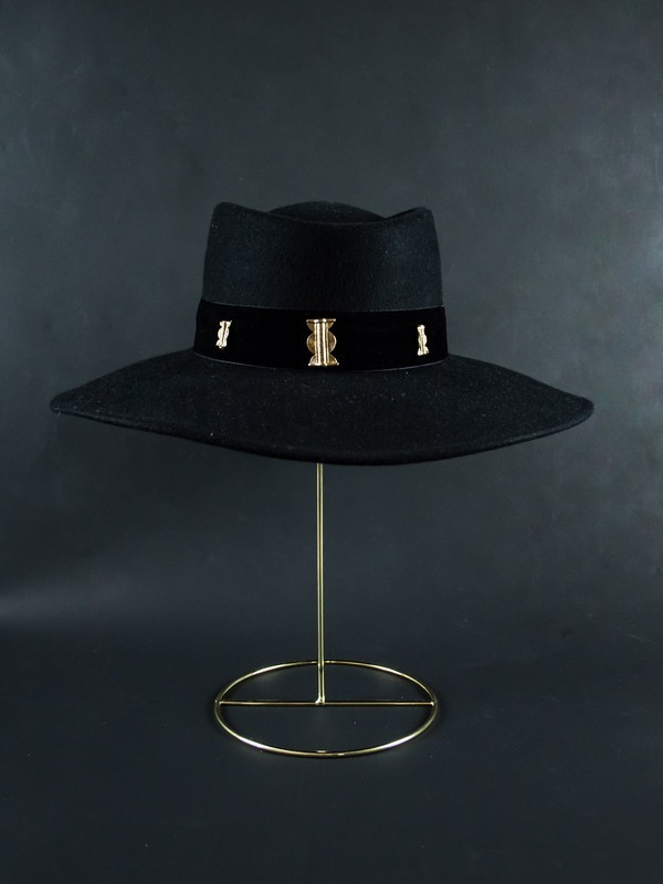 Chapeau rond noir en laine avec poids Akan