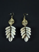 Boucles d'oreilles en Poids Akan et cascade de cauris