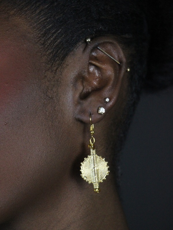 Boucles d'oreilles en Poids Akan Soleil