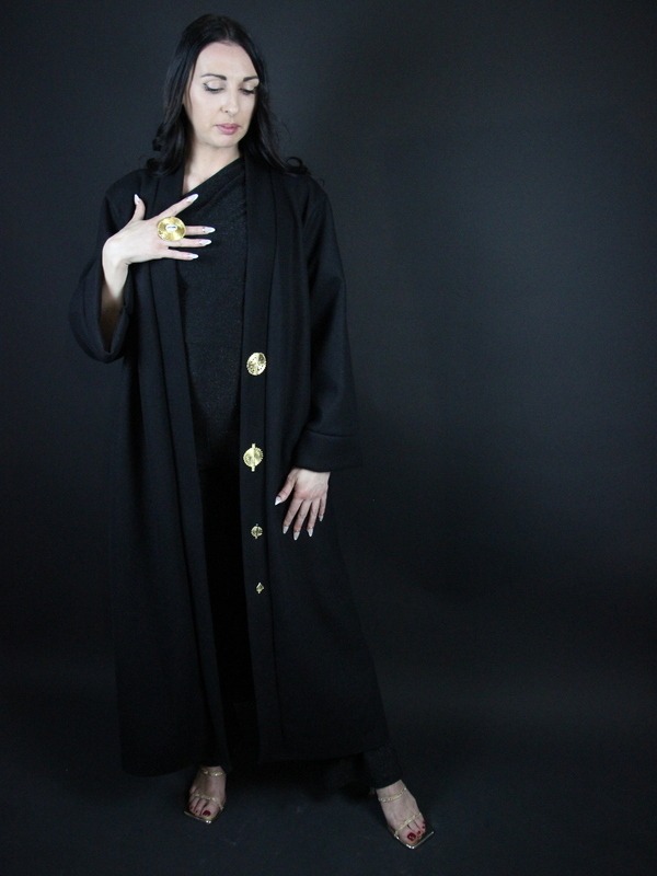 Manteau noir avec une rangée de Poids Akan - Edition Femme