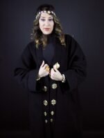 Manteau Noir Oversize avec deux rangées de Poids Akan – Édition Unisexe