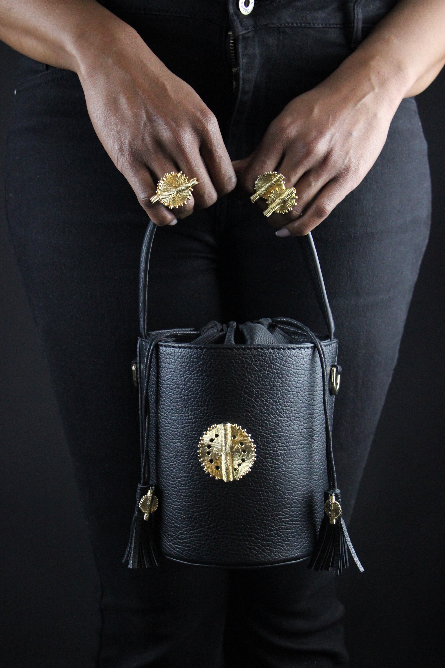 Sac Mini Seau Akan