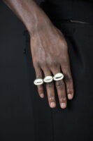 Bague avec trois cauris